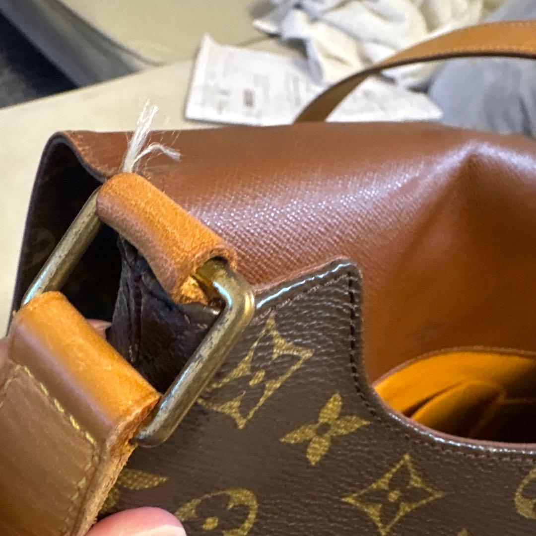 Louis Vuitton 肩掛けバッグ