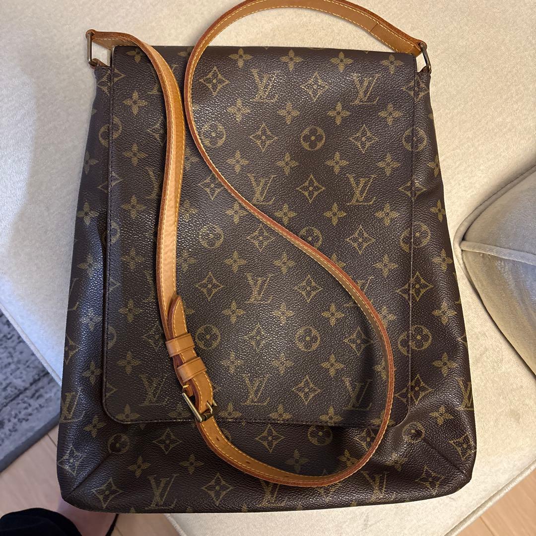 Louis Vuitton 肩掛けバッグ