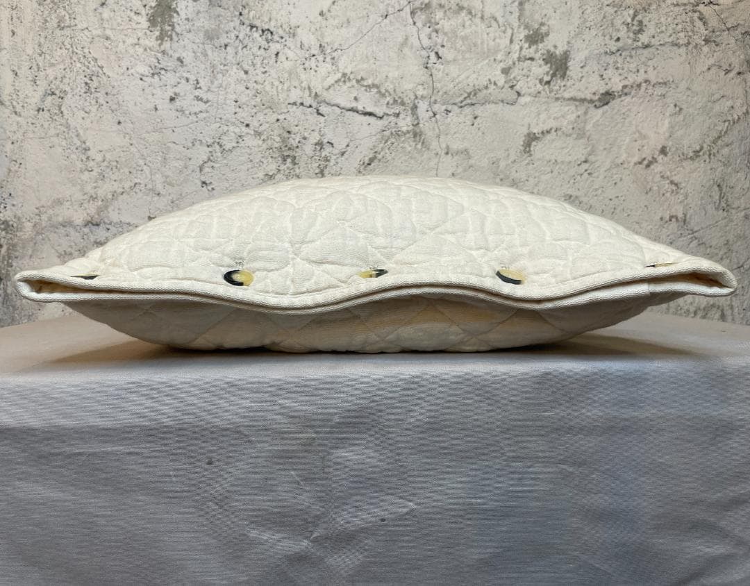 RHC x Utility Canvas 　キルティング クッション⚫︎ホワイト