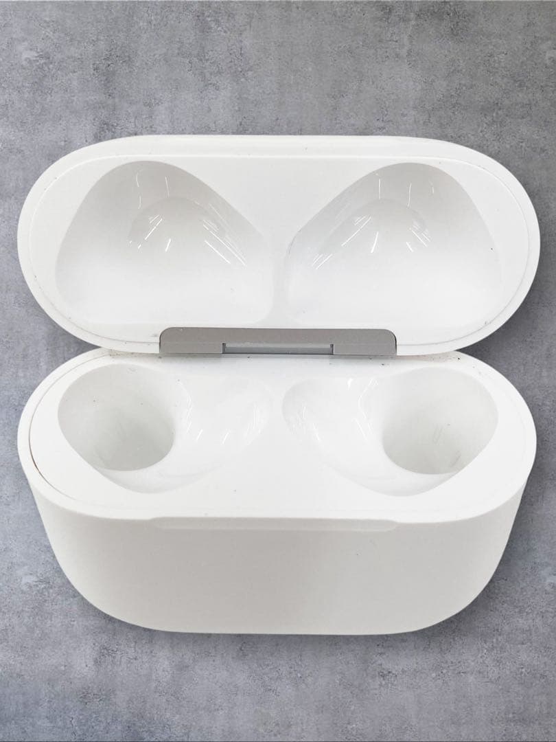 正規品 Apple AirPods4 Type-C ノイズキャンセリングモデル