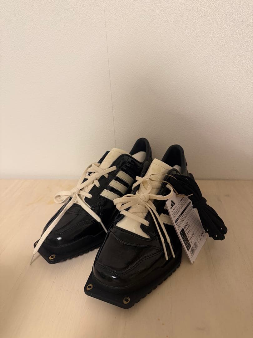 （未使用）24cm フォーラムキュビズム / adidasスニーカー