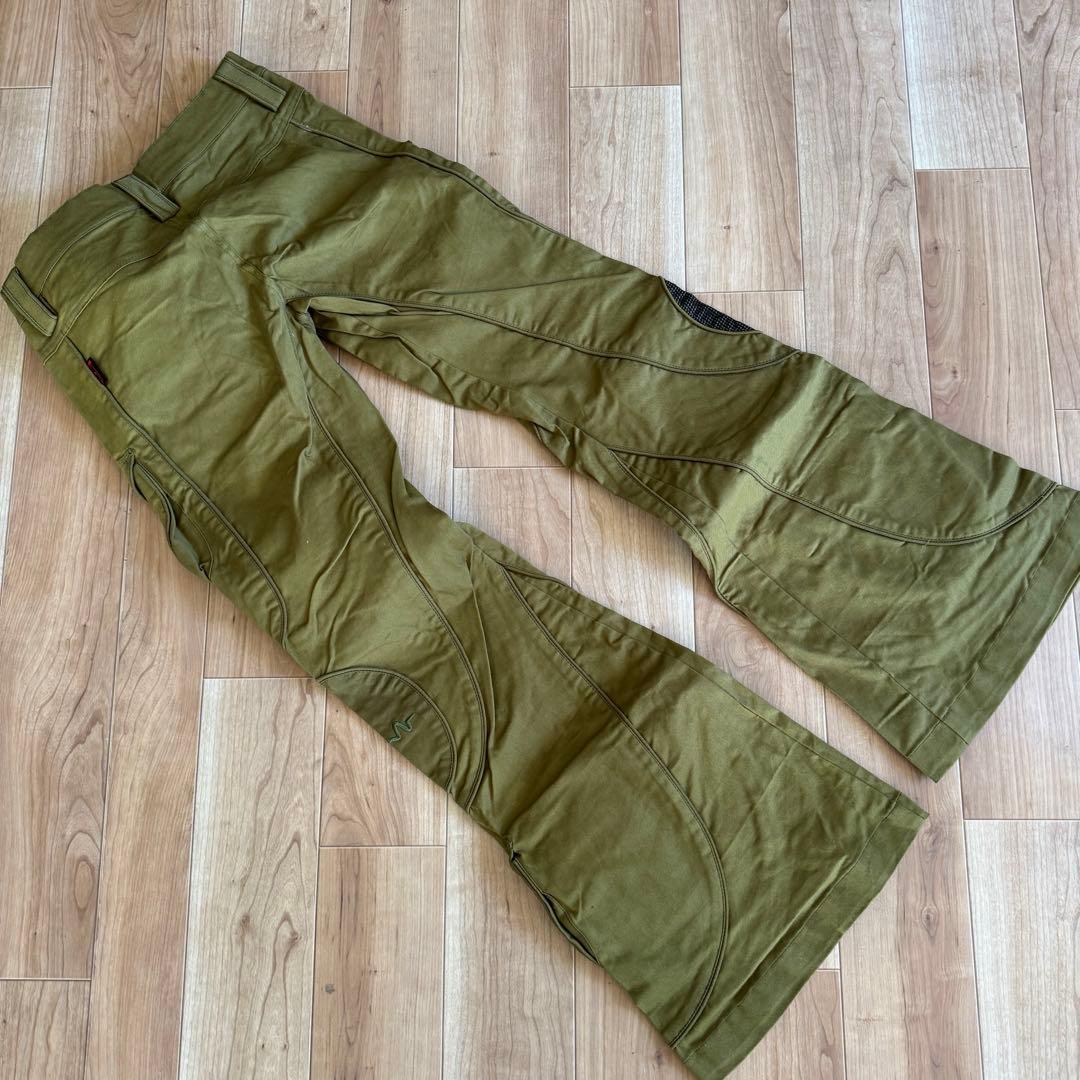 新品SPACE TRIBE レイヴフレアパンツ　カーキ