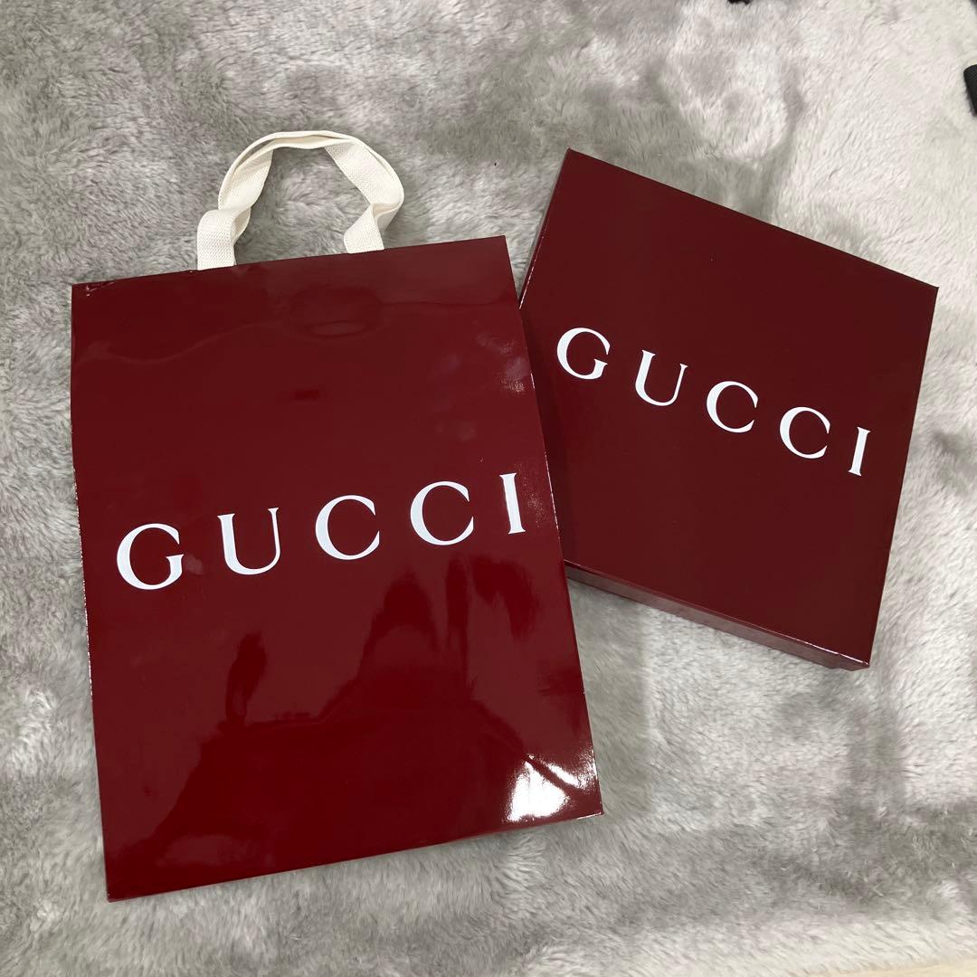 新品未使用 GUCCI グッチ 100% カシミアマフラー イタリア製 タグ付き