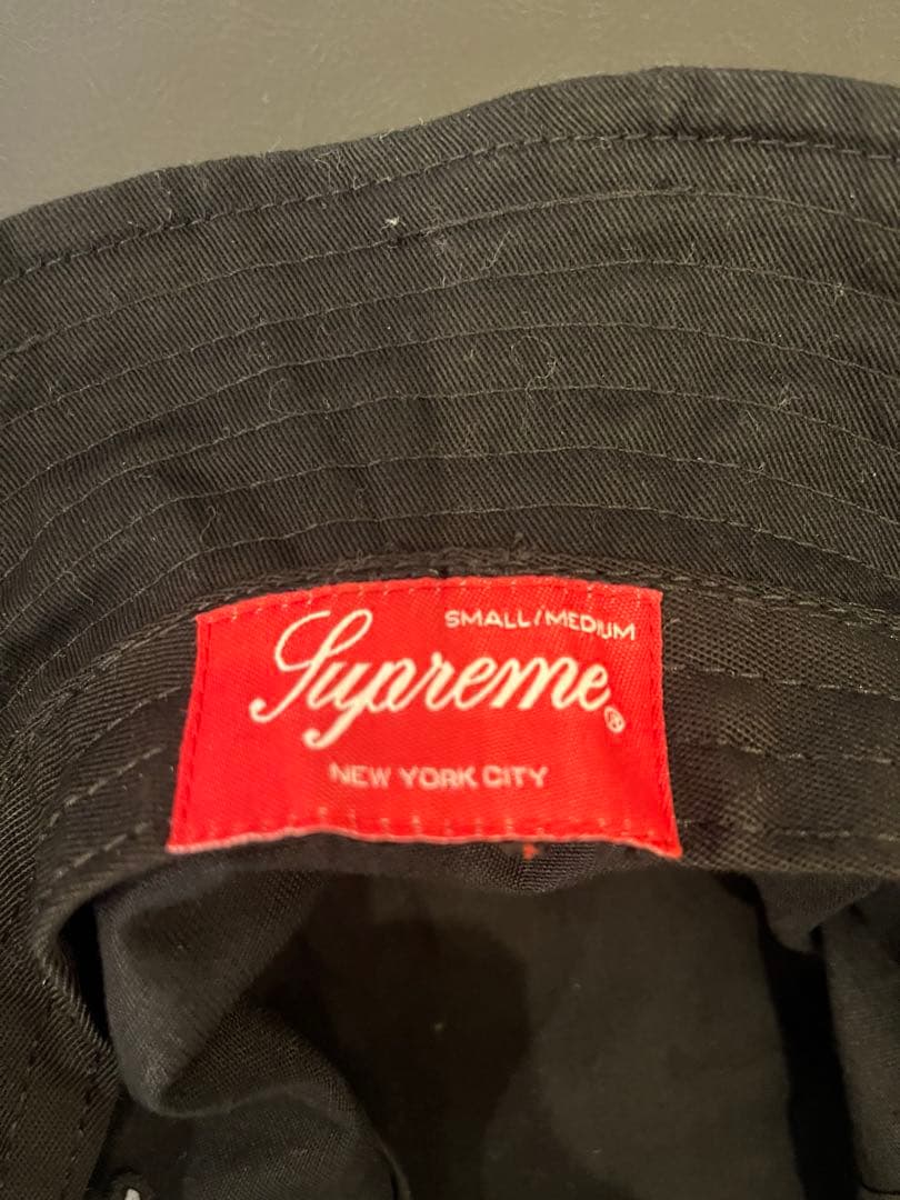 帽子 supreme Lasered Twill Crusher Tan