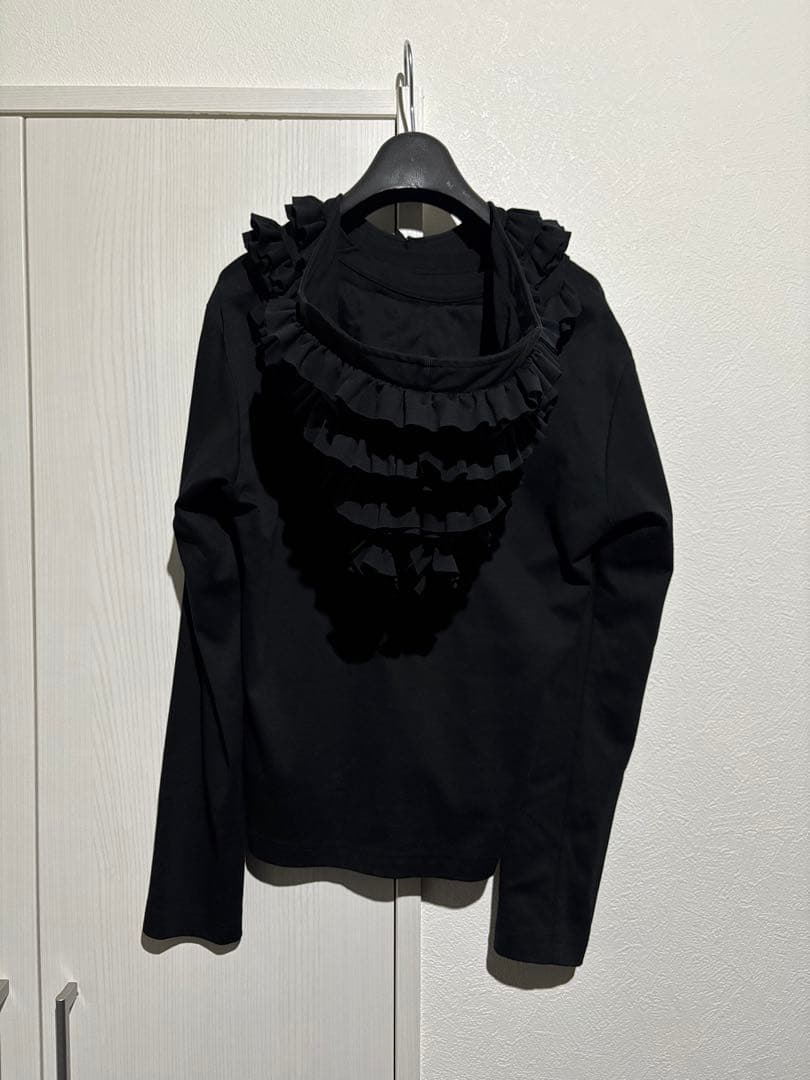 フリルフードTシャツ