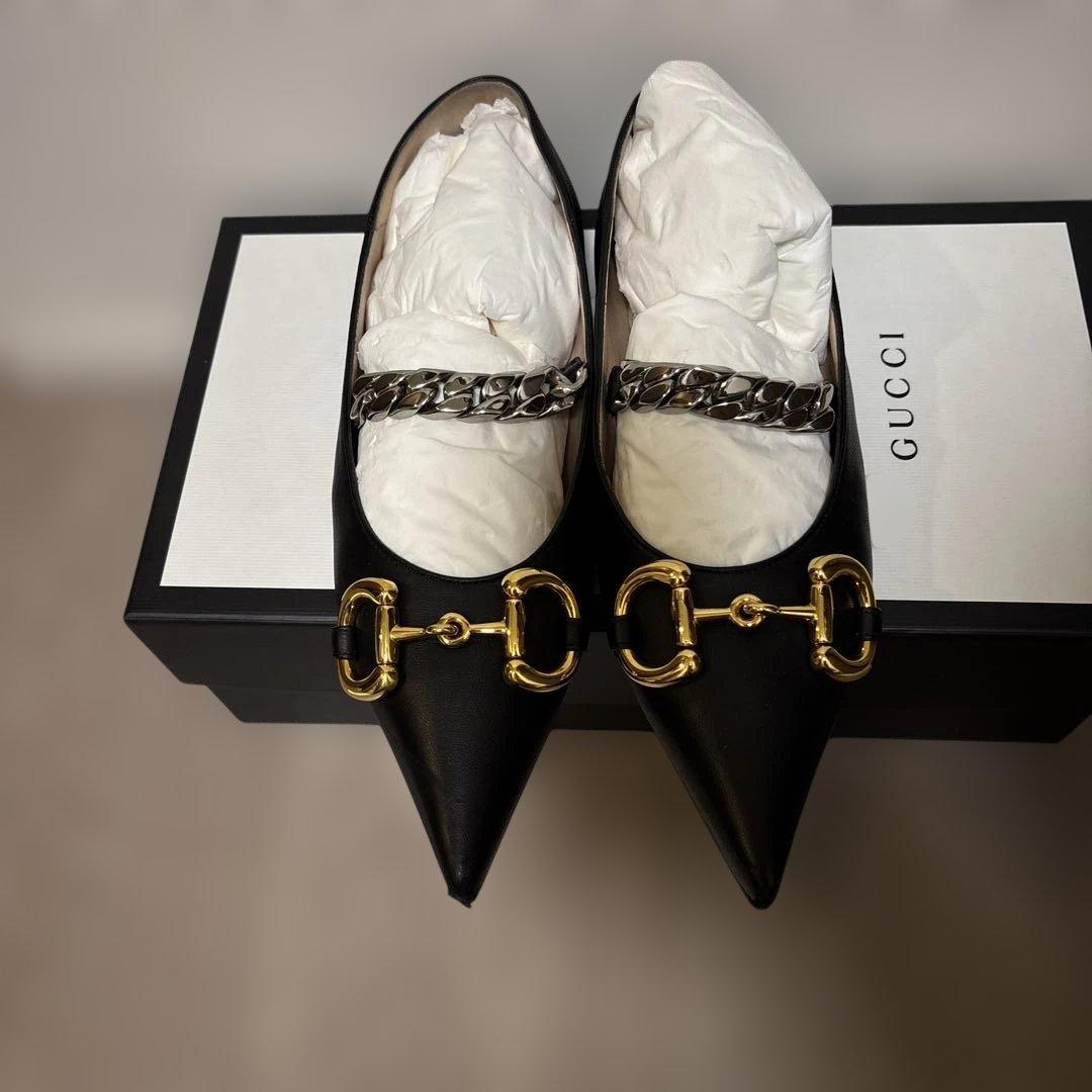 ペコ様交渉済【GUCCI】ブラック ホースビット チェーンポインテッドトゥ