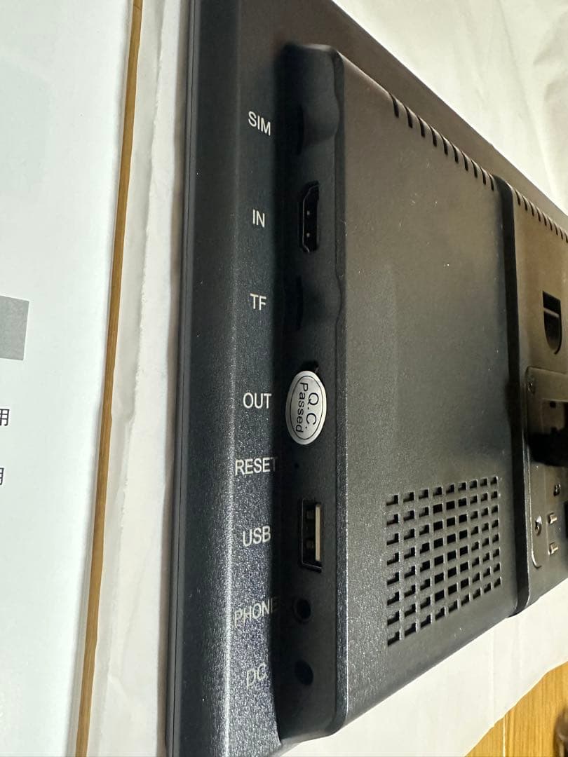 美品　ヘッドレストモニター　11.6インチ