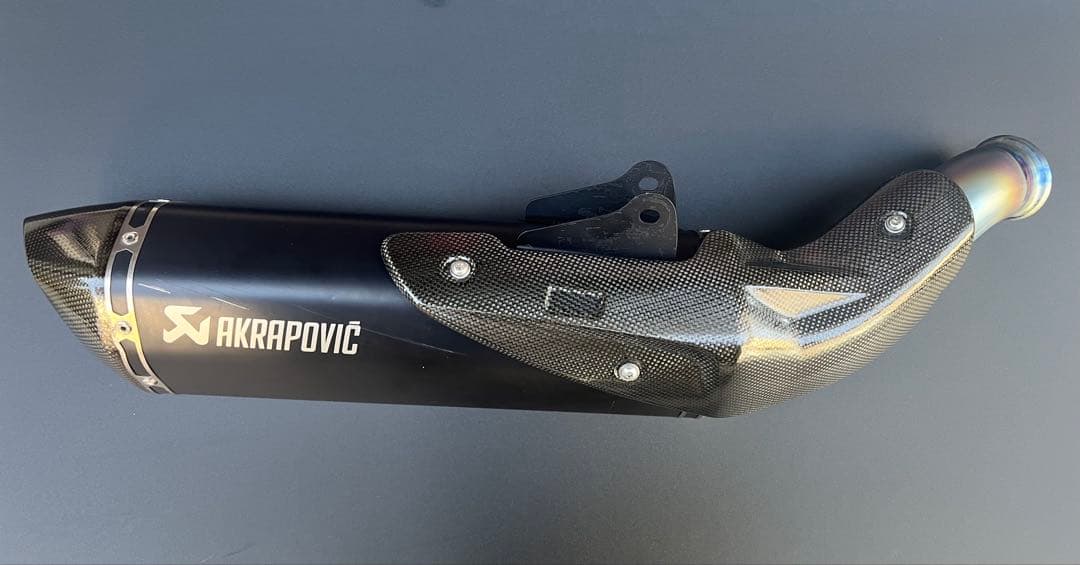 KTM790 890 デューク　AKRAPOVIC マフラー