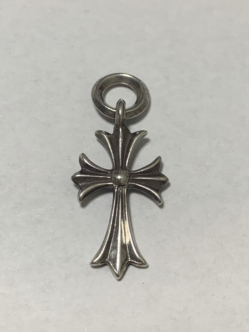 クロムハーツ　タイニークロス　シルバー　ネックレス　ペンダント　チャーム