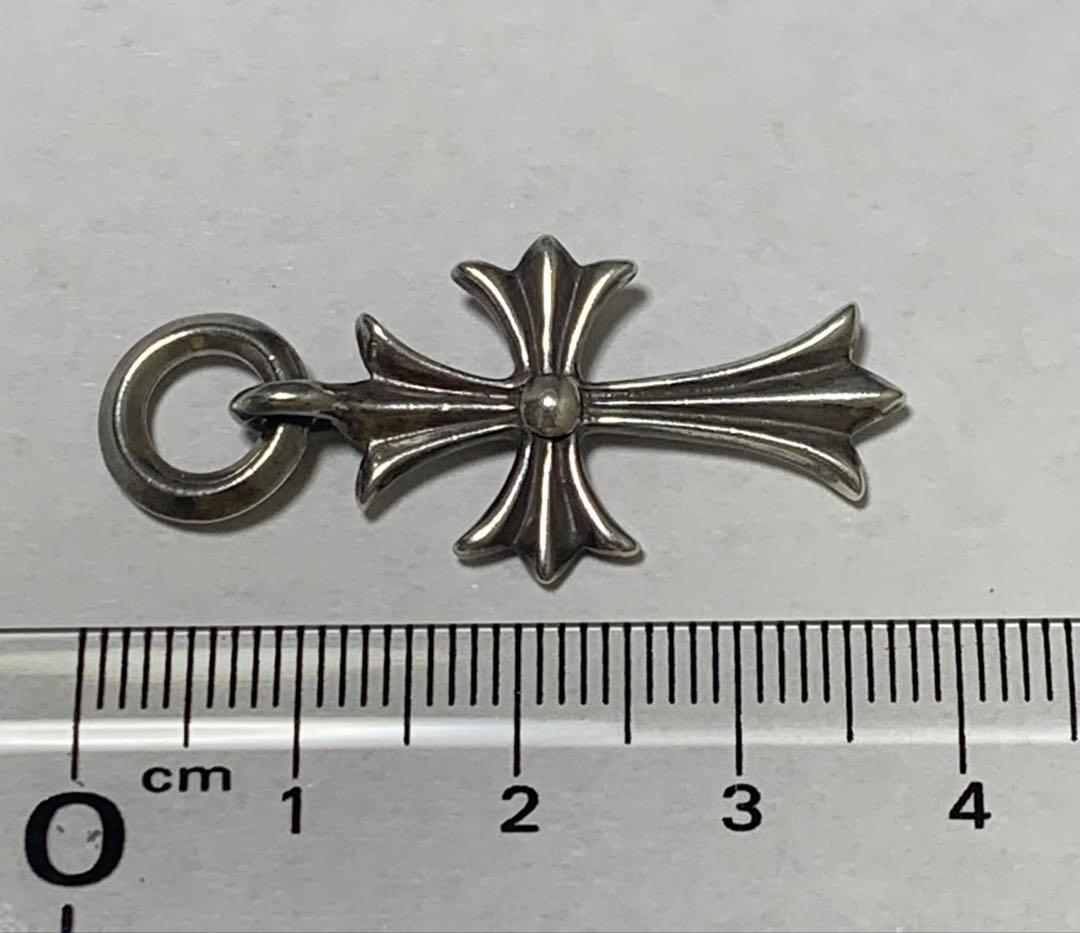 クロムハーツ　タイニークロス　シルバー　ネックレス　ペンダント　チャーム