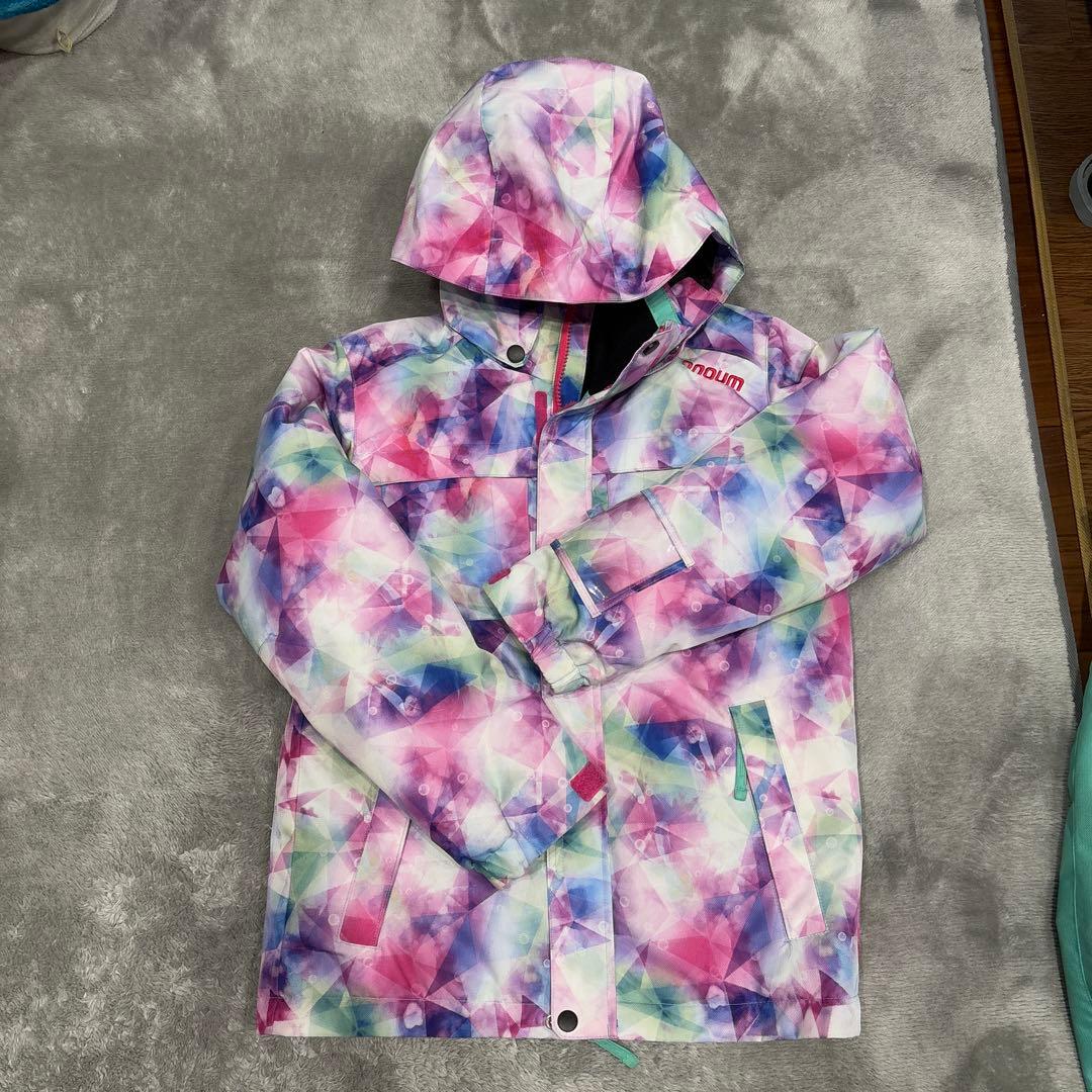 スキーウェア上下セット　手袋つき