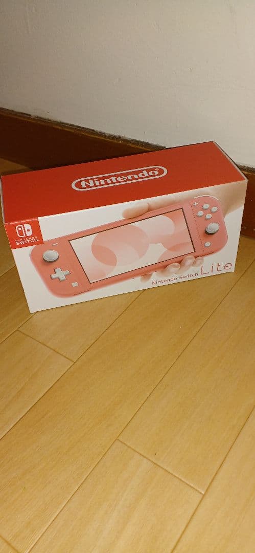 【新品未使用】任天堂 Switch Lite コ一ラル１台