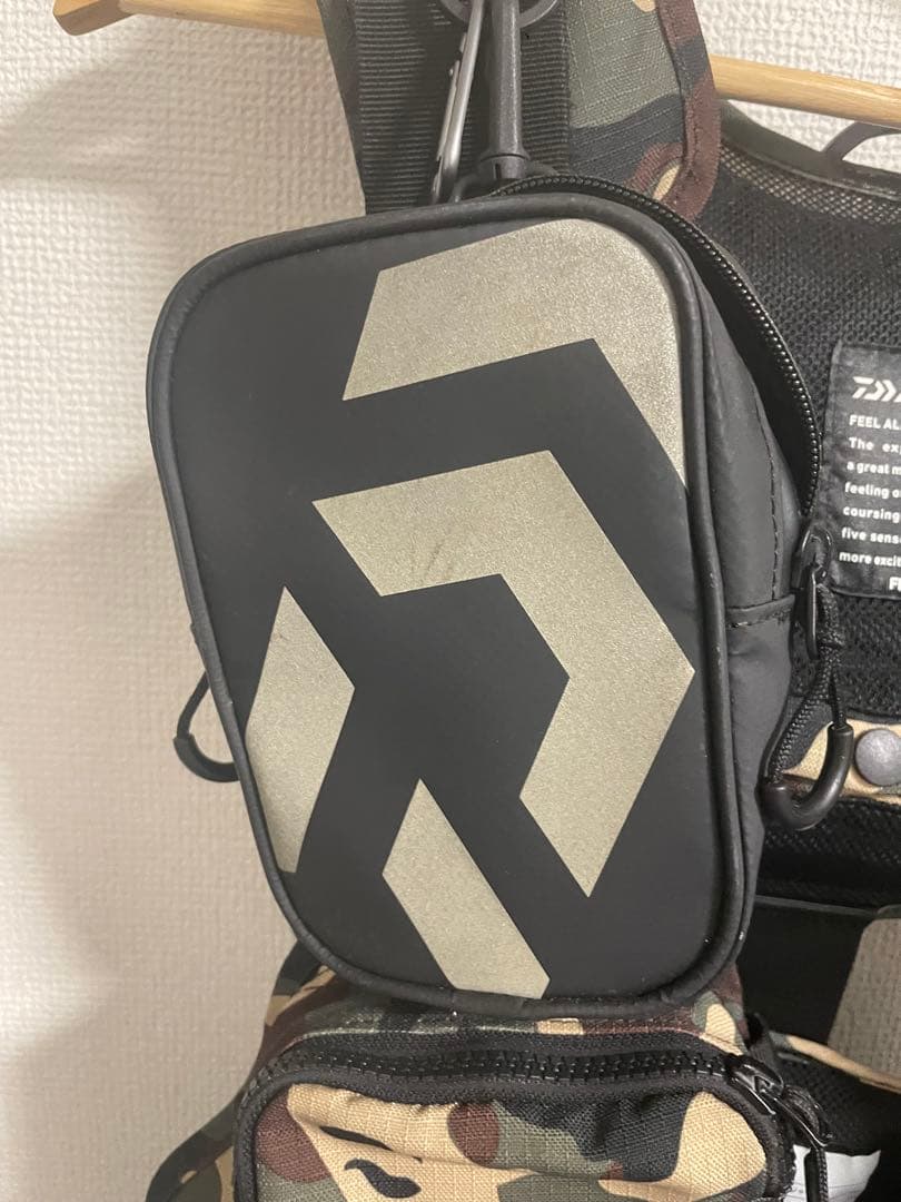 ダイワ　フローティングベスト　カモ　付属品多数