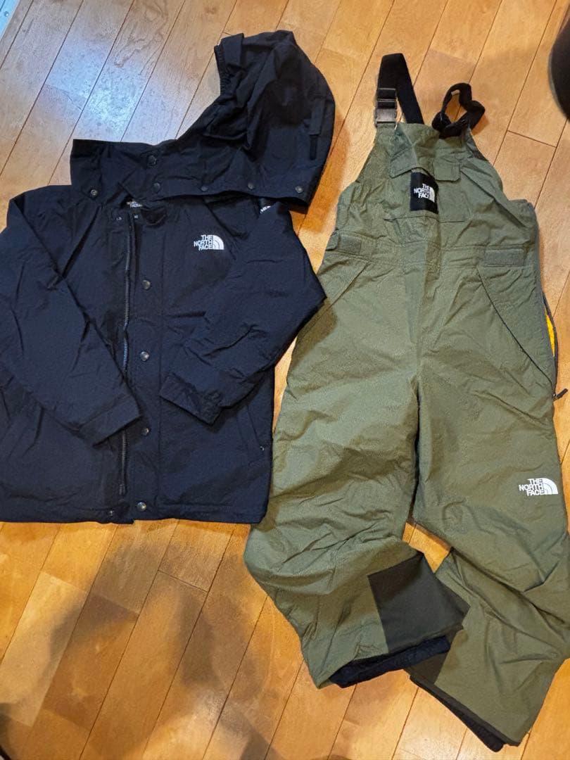140 THE NORTH FACE 防水ジャケットとパンツセット