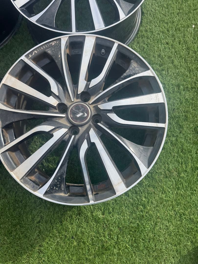 wed's LEONIS 17インチ　PCD100 4H 6.5j 4本SET