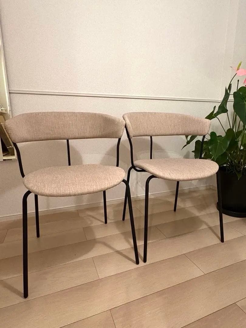 yumyum.yummy☺︎ 　KANADEMONO チェア二脚セット✨