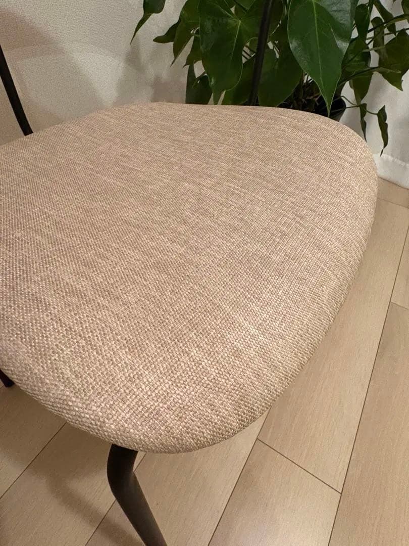 yumyum.yummy☺︎ 　KANADEMONO チェア二脚セット✨