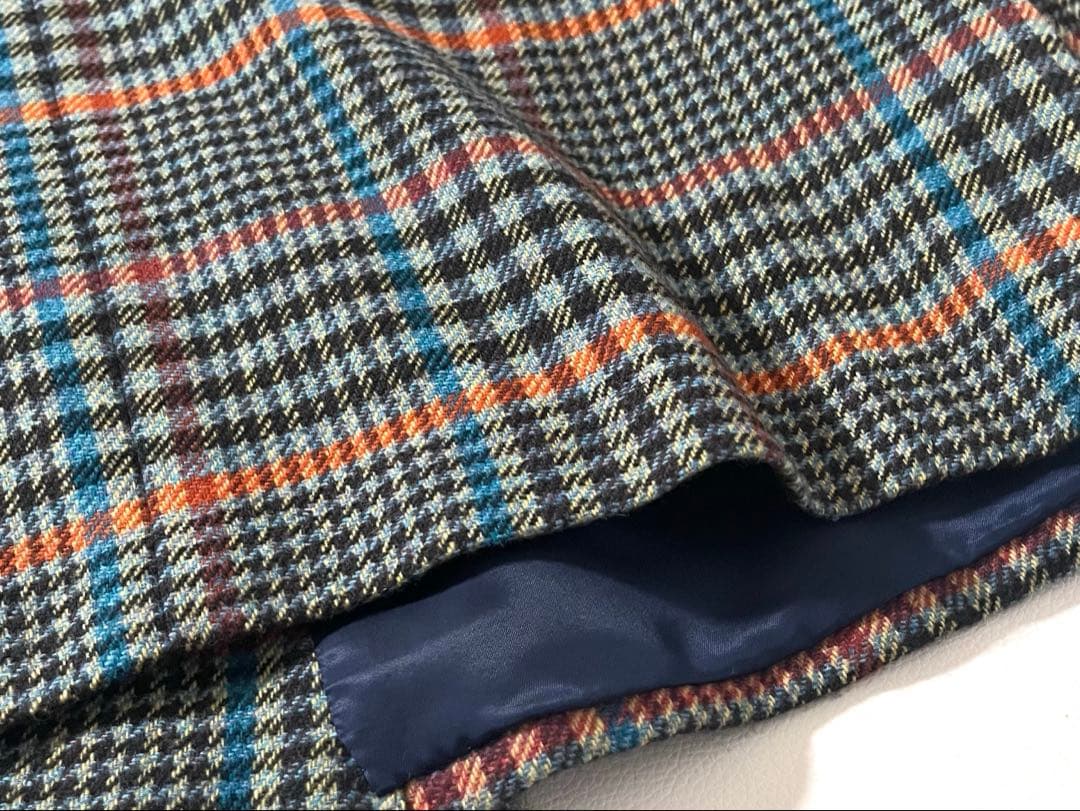 【美品】カールヘルム　テーラードジャケット　チェック柄　秋冬ツイード　金ボタン