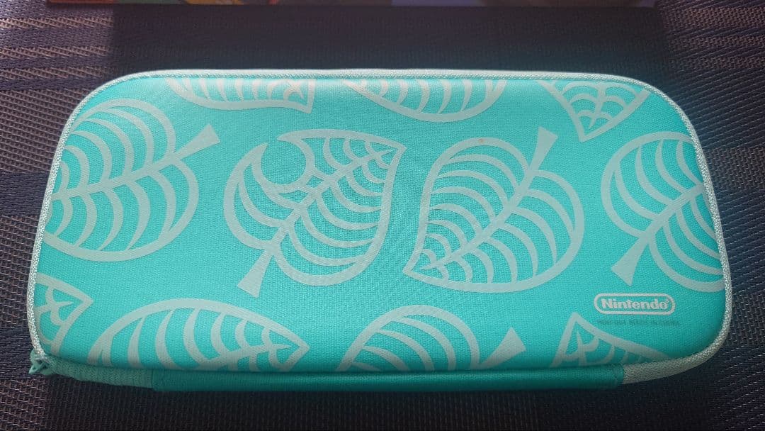 Switch Lite 本体 あつまれ どうぶつの森　ソフトなし