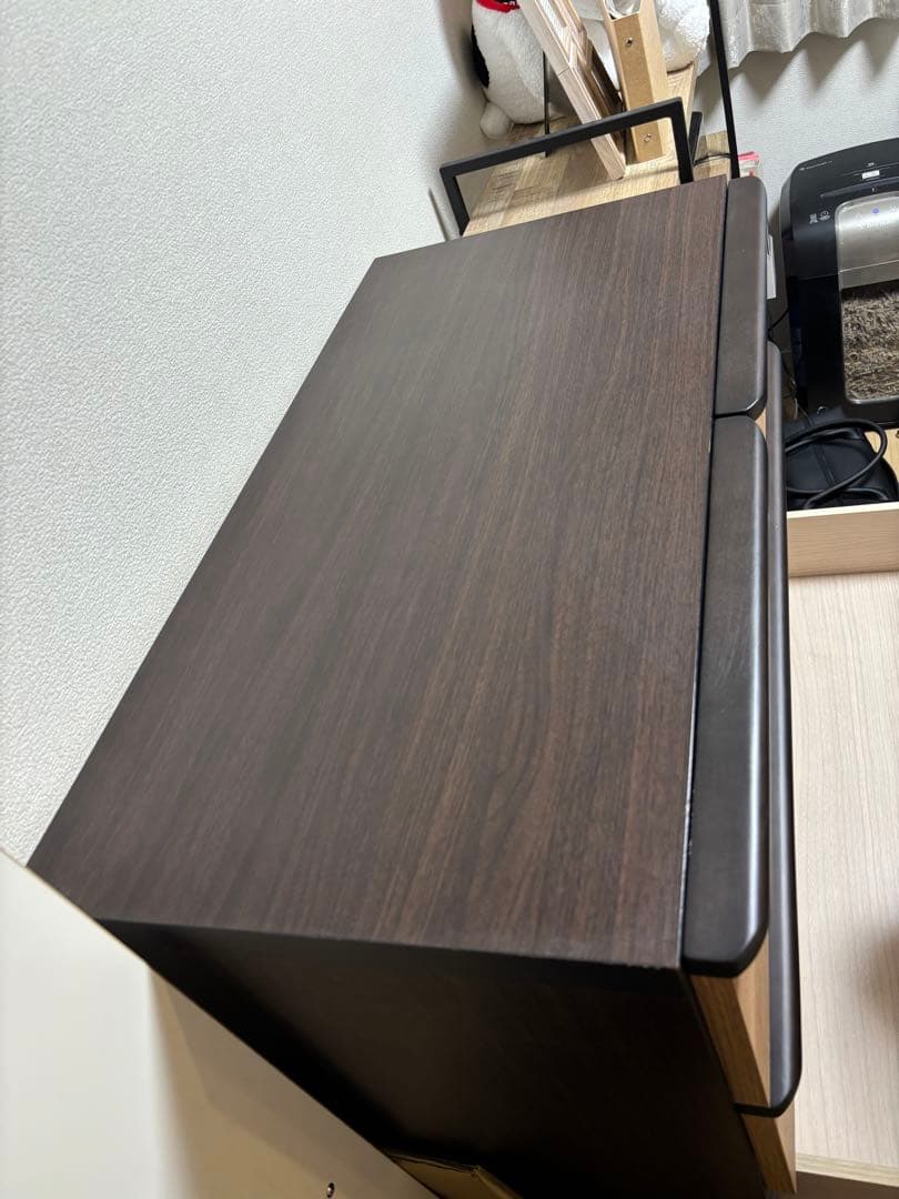 限定値下げ4月28日までブラウンとブラックの6段チェスト