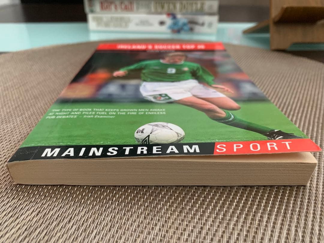 洋書 IRELAND'S SOCCER TOP 20