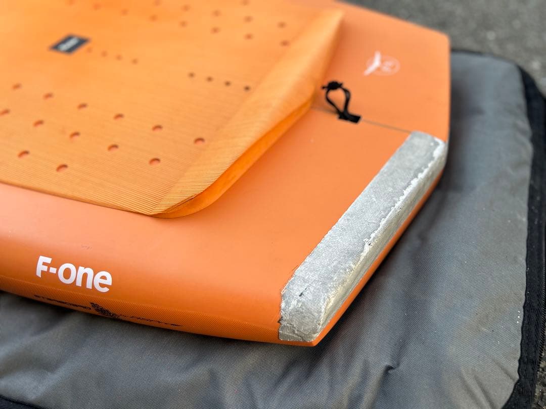 f-one エフワン foil フォイルボード 85L ボードケース付