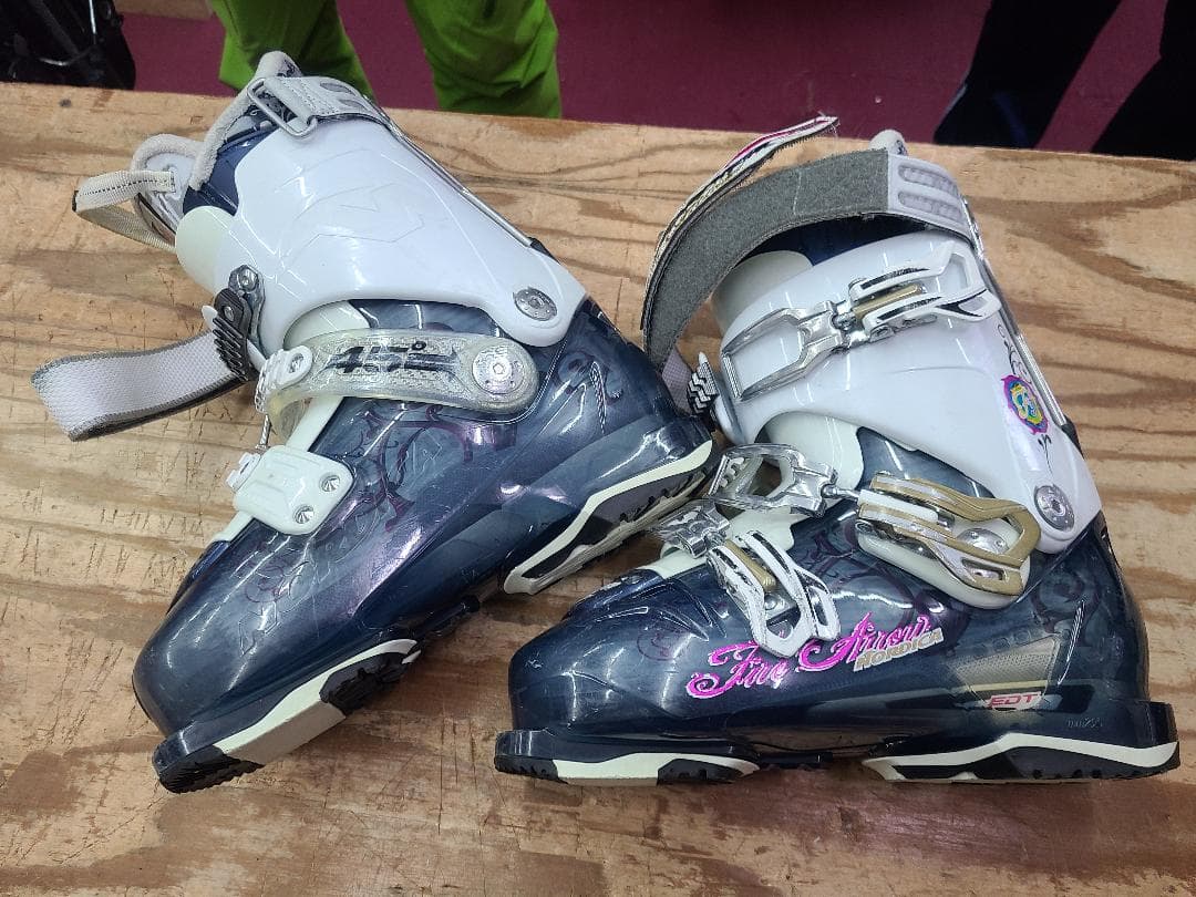 スキー 25-25.5cm NORDICA Fire Arrow