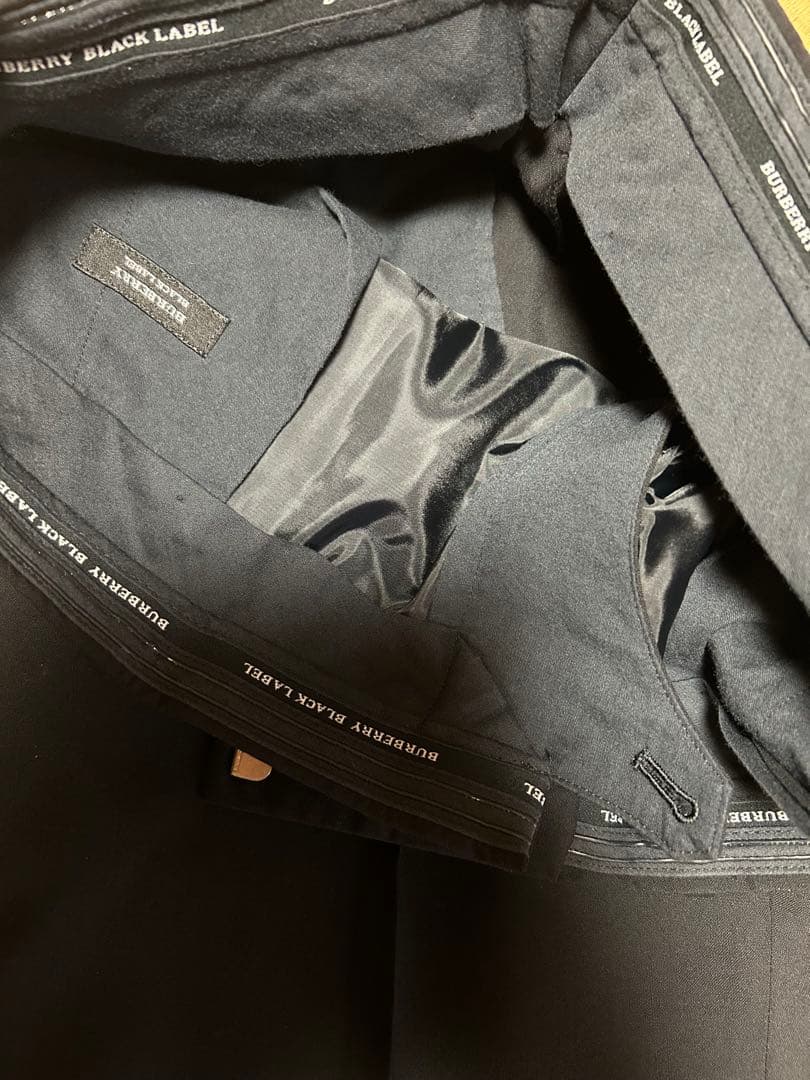 Burberry black label 黒スーツ