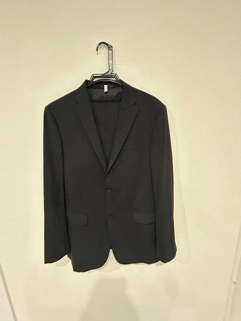 Burberry black label 黒スーツ