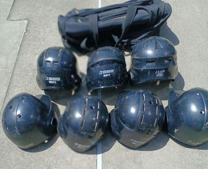 野球　キャッチャー防具　ヘルメット