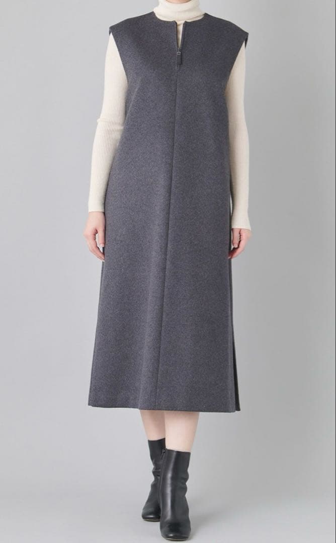 セオリーリュクス　美品　ノースリーブロングワンピース グレー　ウール　38号