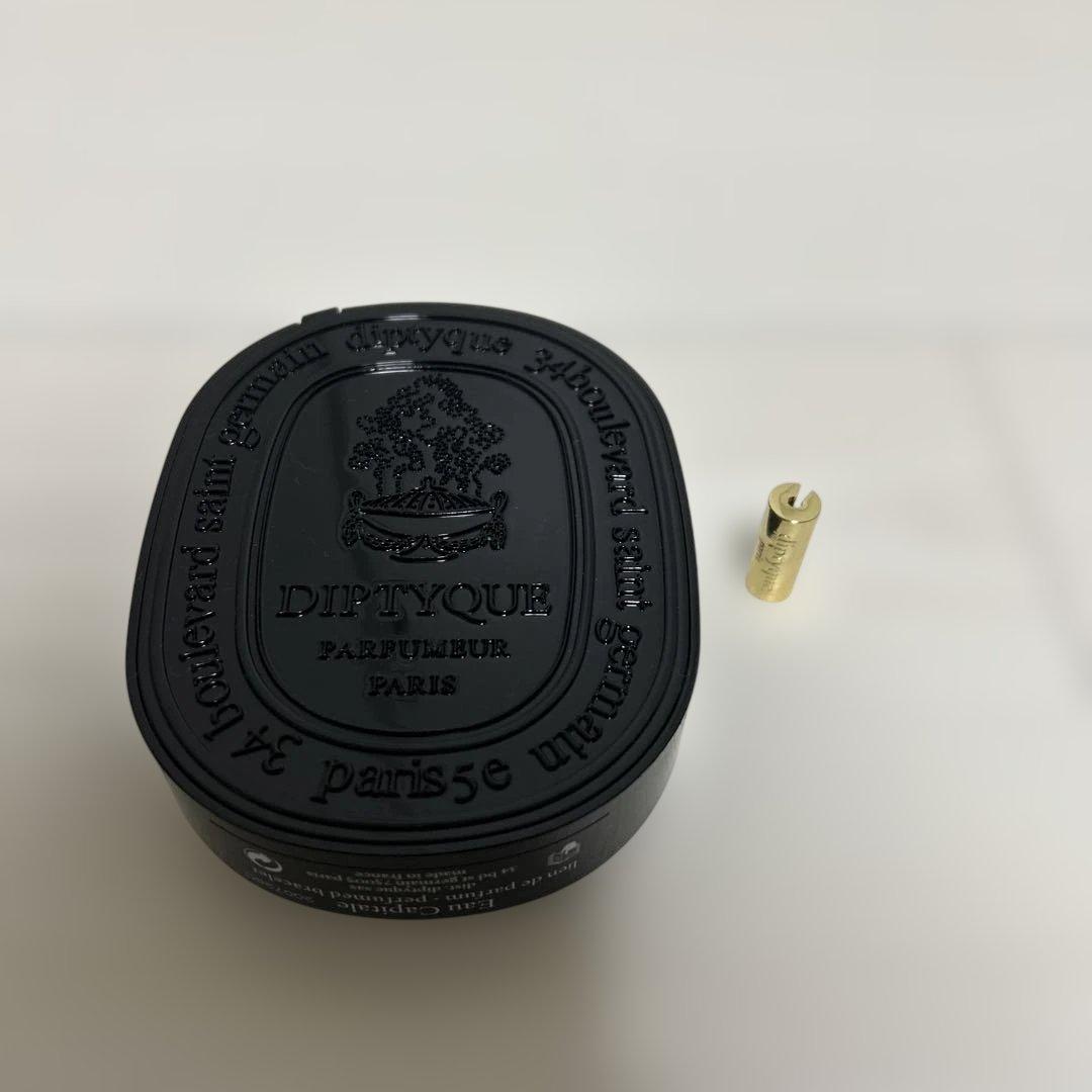 入手困難 diptyque Eau Capitale 香水 ブレスレット