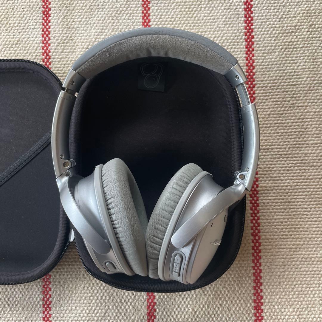 廃盤！Bose QuietComfort 35 II ワイヤレスヘッドホン