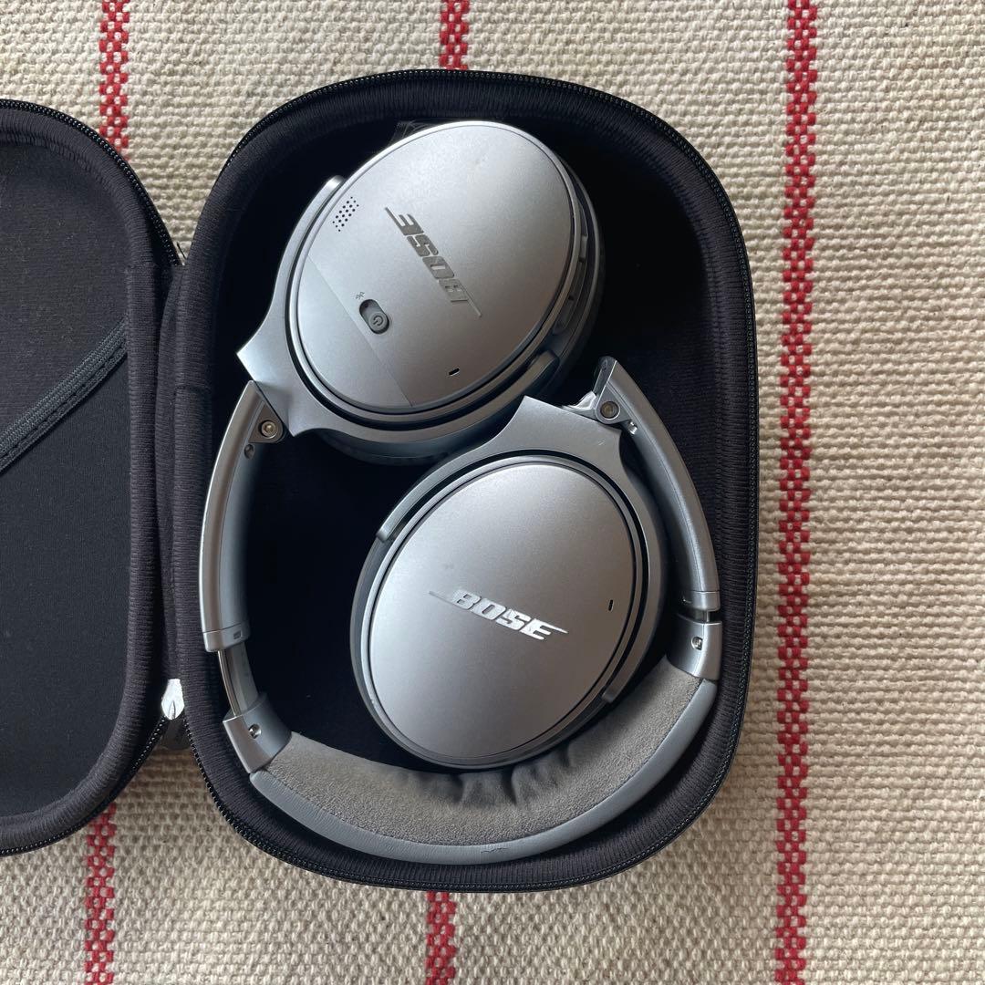 廃盤！Bose QuietComfort 35 II ワイヤレスヘッドホン