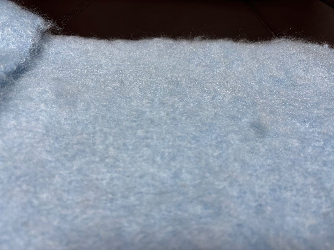 【値下げ】LOEWE 水色 フリンジ付きマフラー