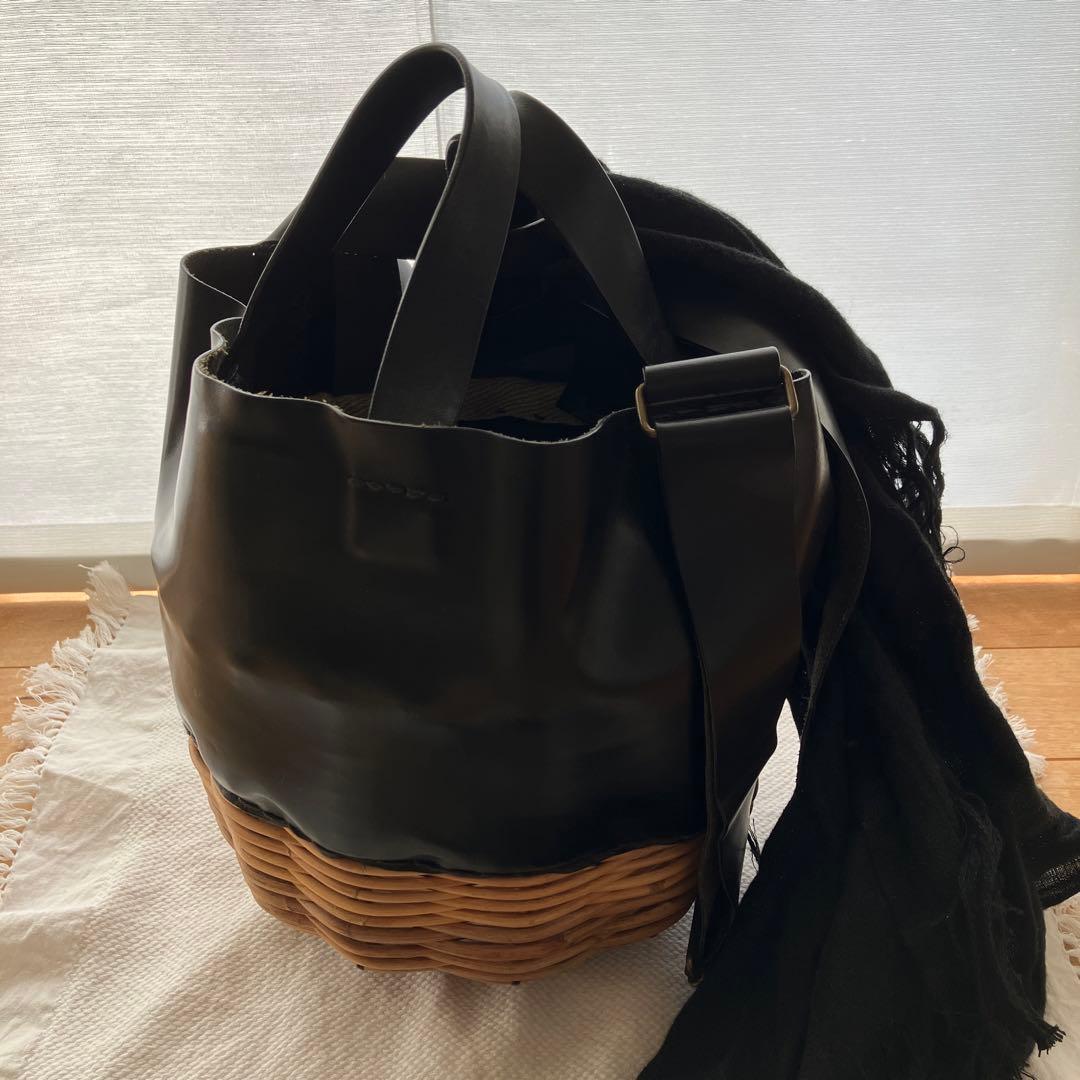 eb・a・gos エバゴス レザーカゴbag ショルダー付き