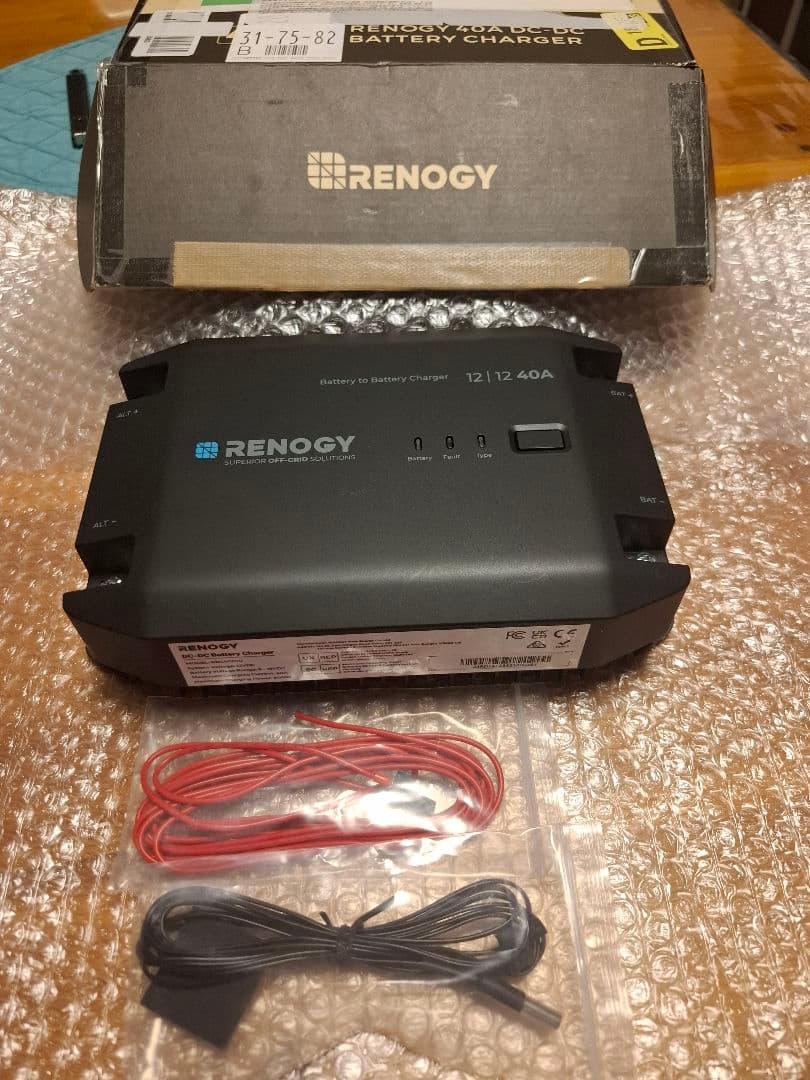 RENOGY12V40ADC-DC走行充電器SKU:RBC40D1U-G2-JP
