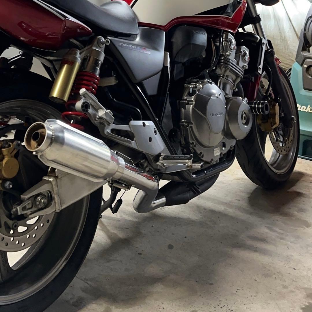 cb400sf Revo nc42 マフラー