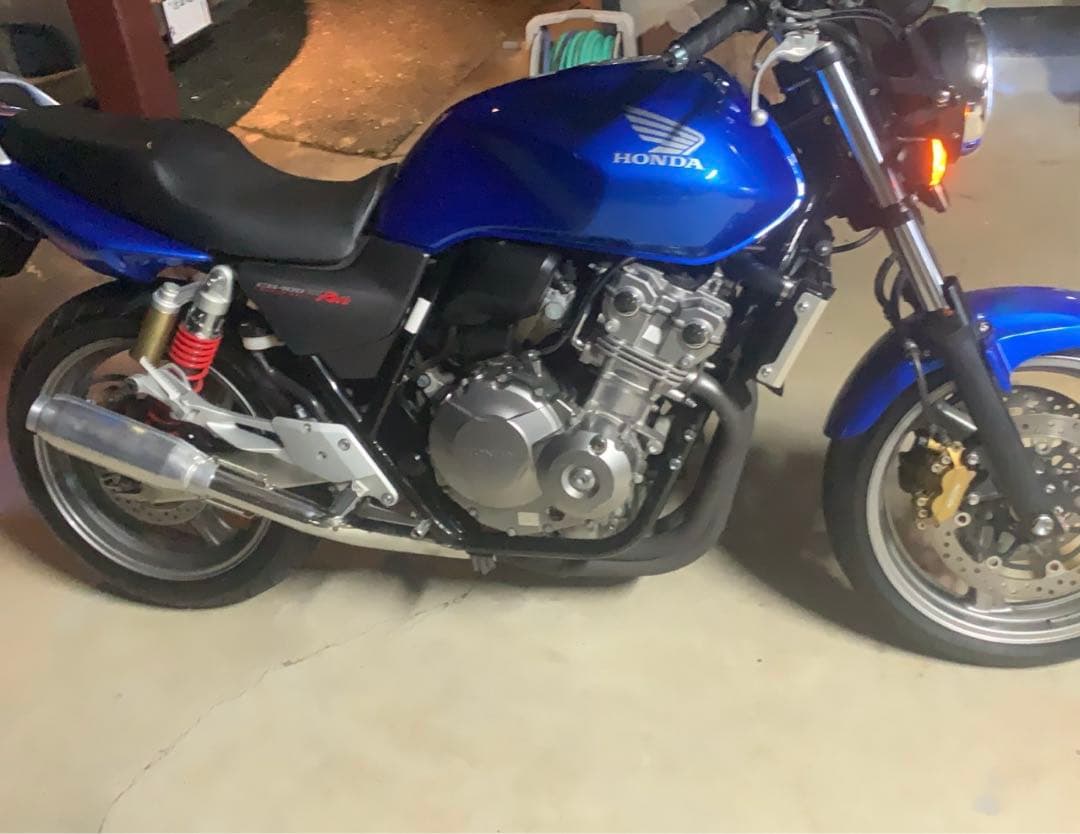 cb400sf Revo nc42 マフラー