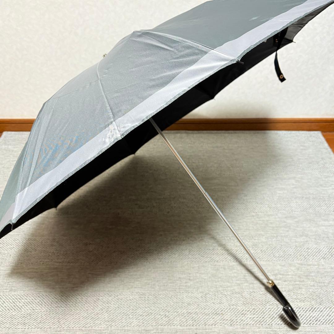 ランバンオンブルー　遮光者熱晴雨兼用UV折りたたみパラソル　ワイドサイズ