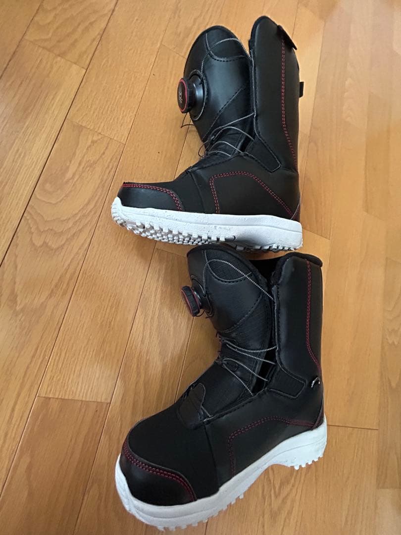 スノーボード　キッズ３点セット　板：BEPOP、バイン、靴：キスマーク