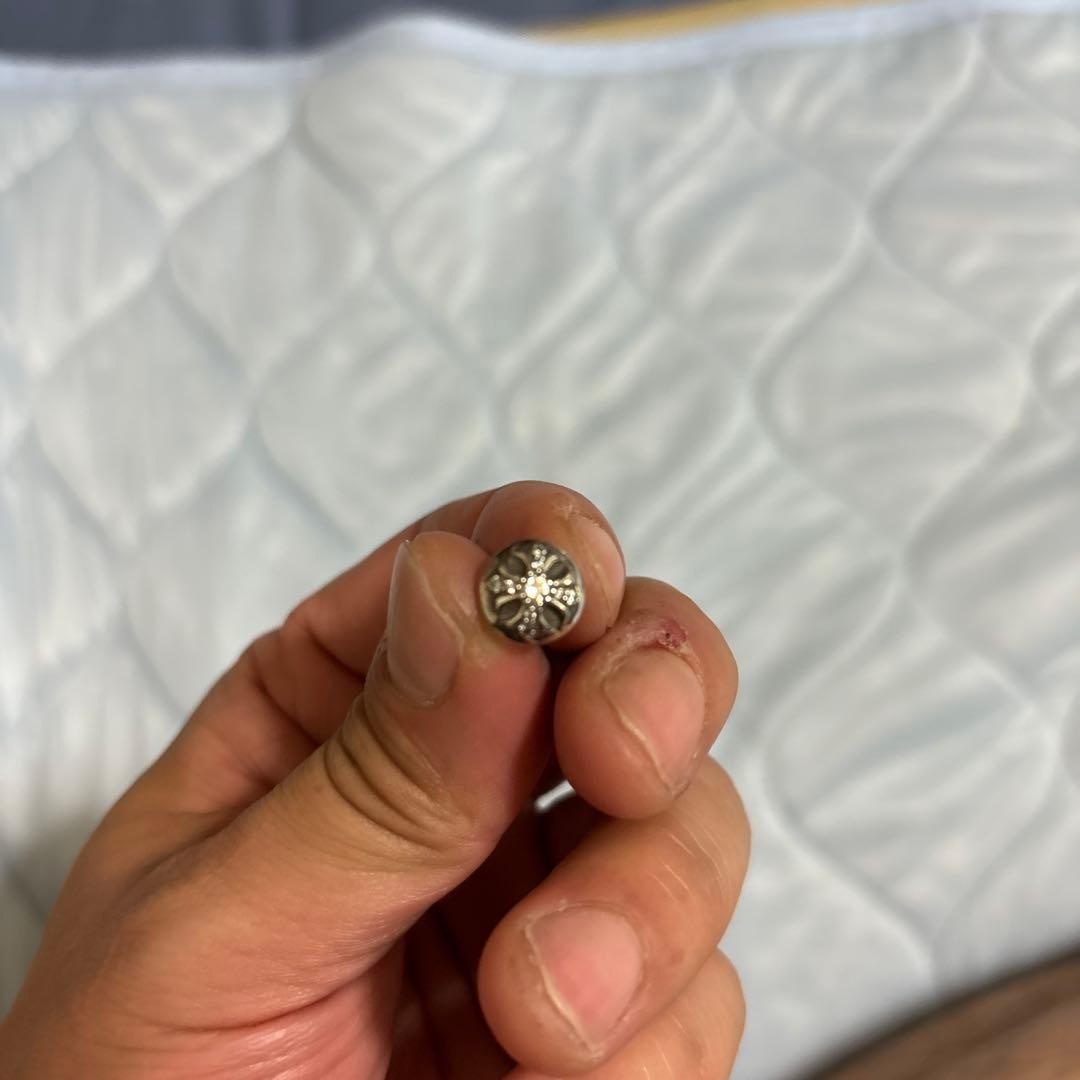 クロスボールダイヤパブエーピアス