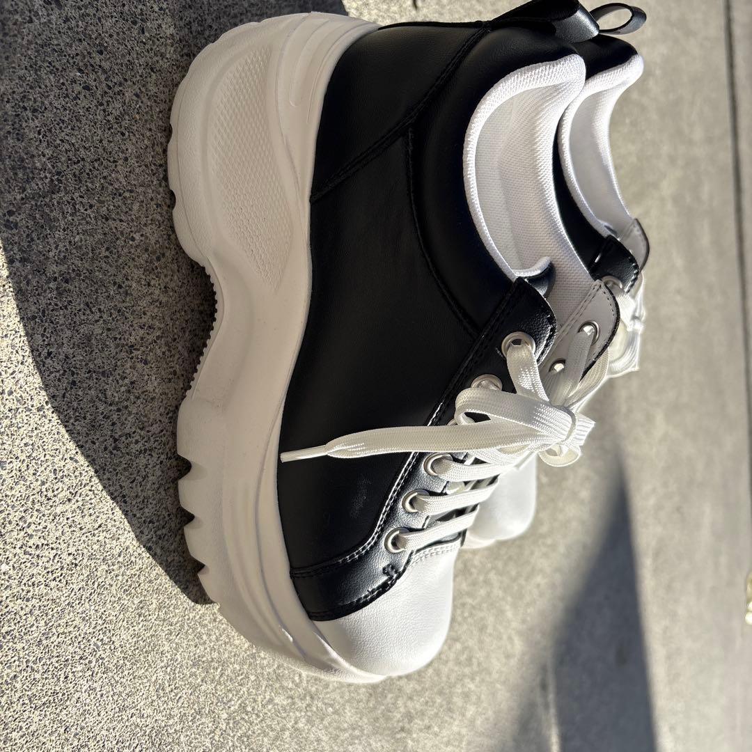 鈴木亜美さんプロデュース　プラットフォームスニーカー　Ｓ