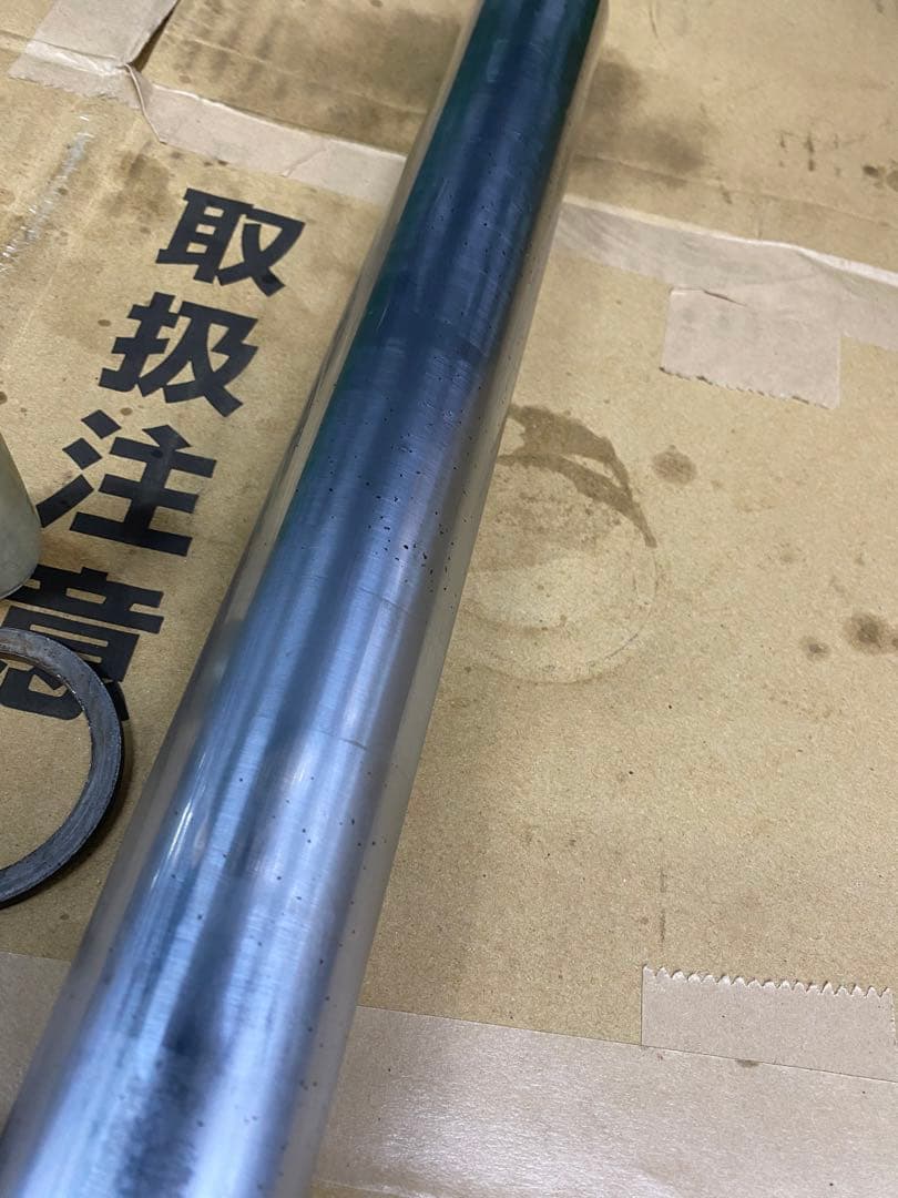 ホーネット250 フロントフォーク右側