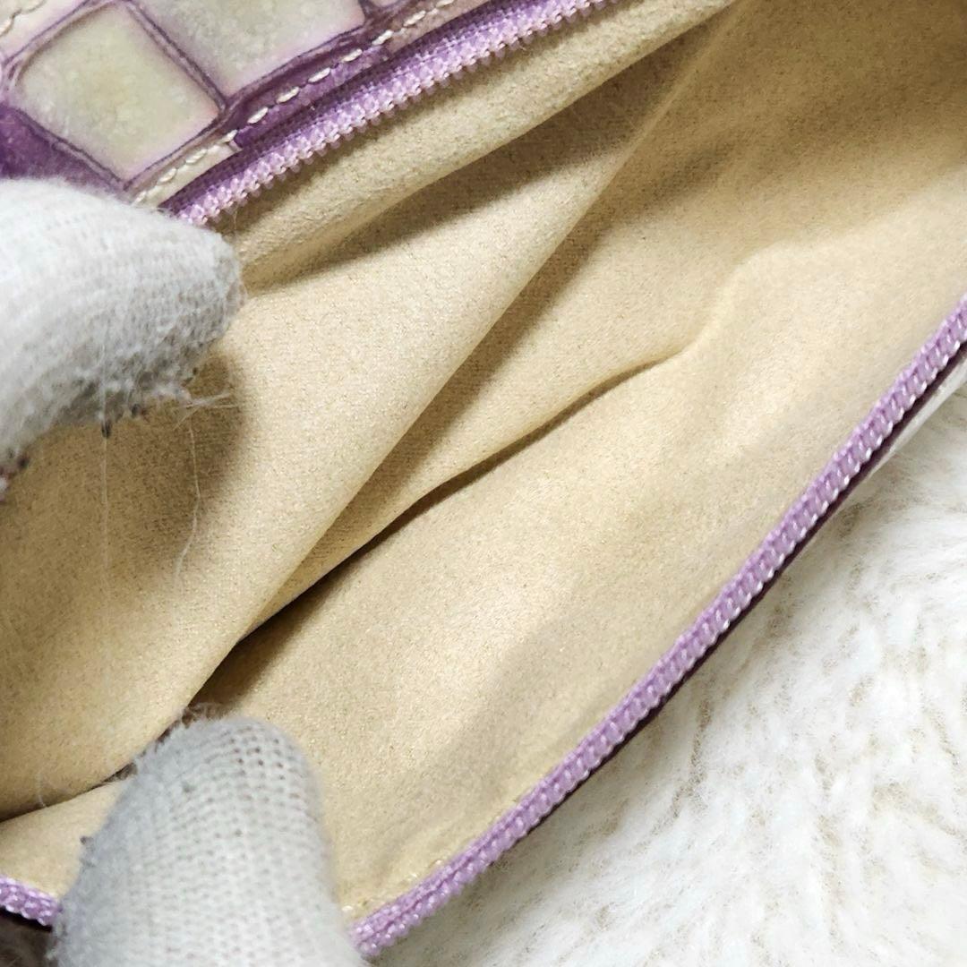 ✨極美品　人気カラー✨アタオ　長財布　L字ファスナー　タッセル　ロゴ　ラベンダー