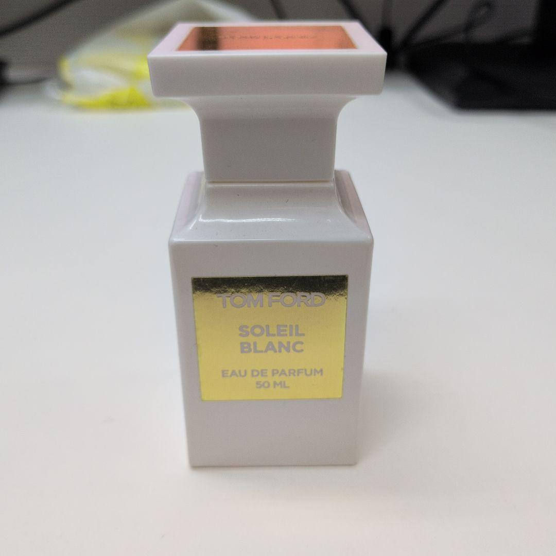 ロ*ク様 TOM FORD SOLEIL BLANC 50ml オードパルファム