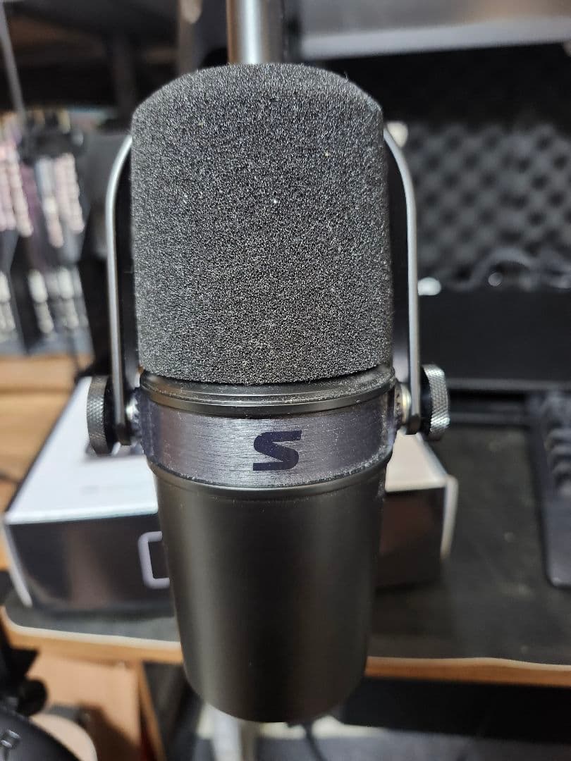 【出品本日まで】motu m2、MV7X、Elgato