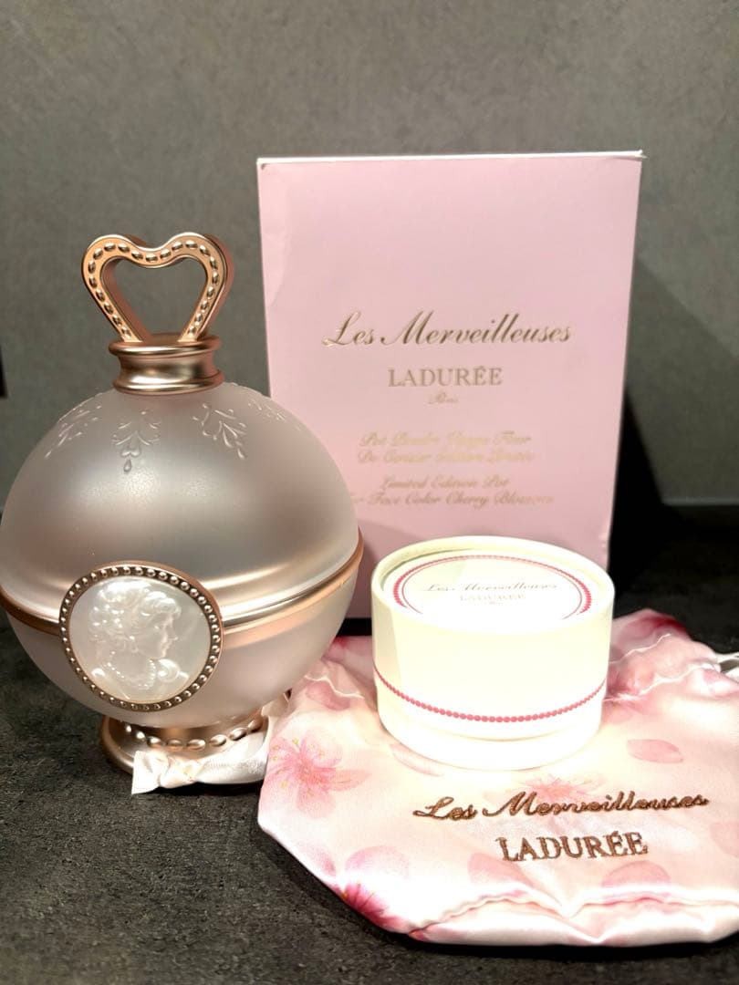 レ・メルヴェイユーズラデュレフェイスカラーサクラ&リミテッドエディションポット