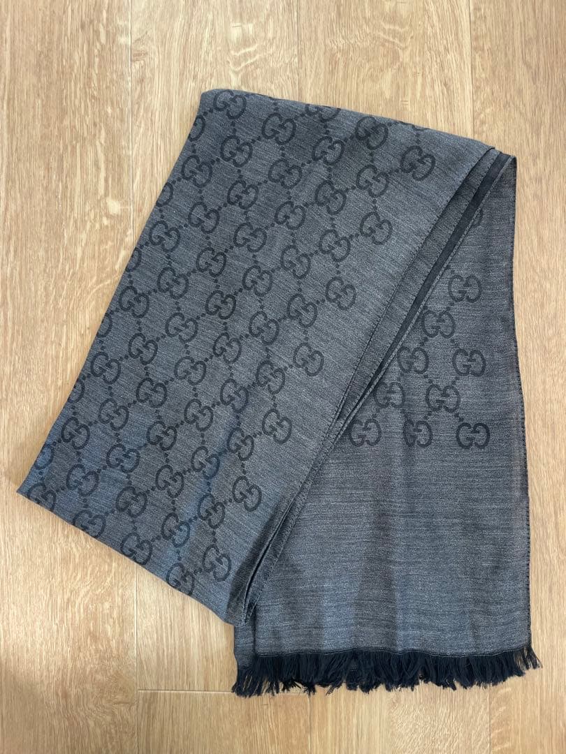 GUCCI GGロゴ マフラー グレー