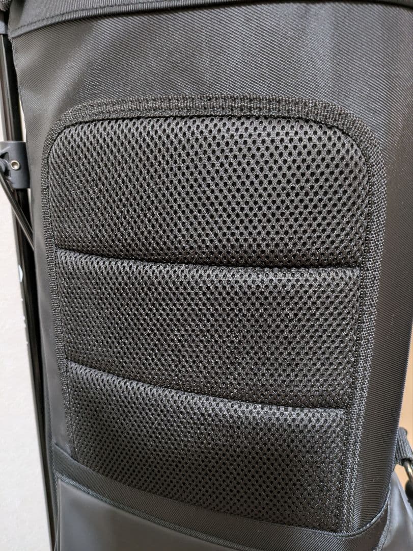 極美品　TaylorMadeゴルフバッグ スタンドキャディバッグ　テーラーメード